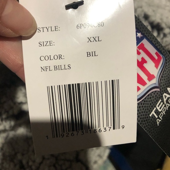 Brand New Women’s 1/4 Zip - Picture 4 of 4